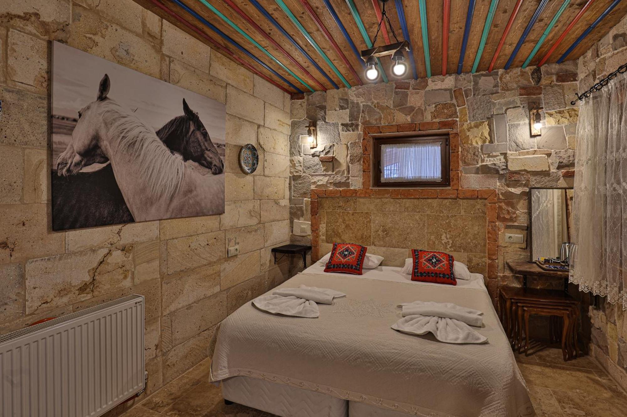 Hotel Luwian Stone House Göreme Exterior foto